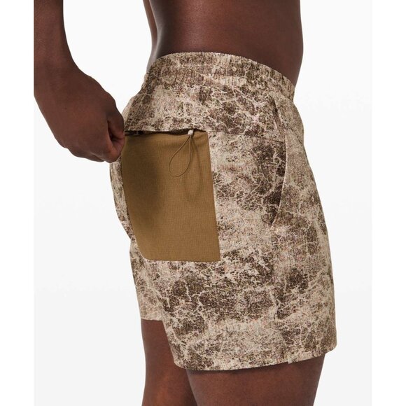 Lululemon Channel Cross Cloudburst Brown Camo 5" Lined Athletic Swim Shorts Sz S - Picture 5 of 9
